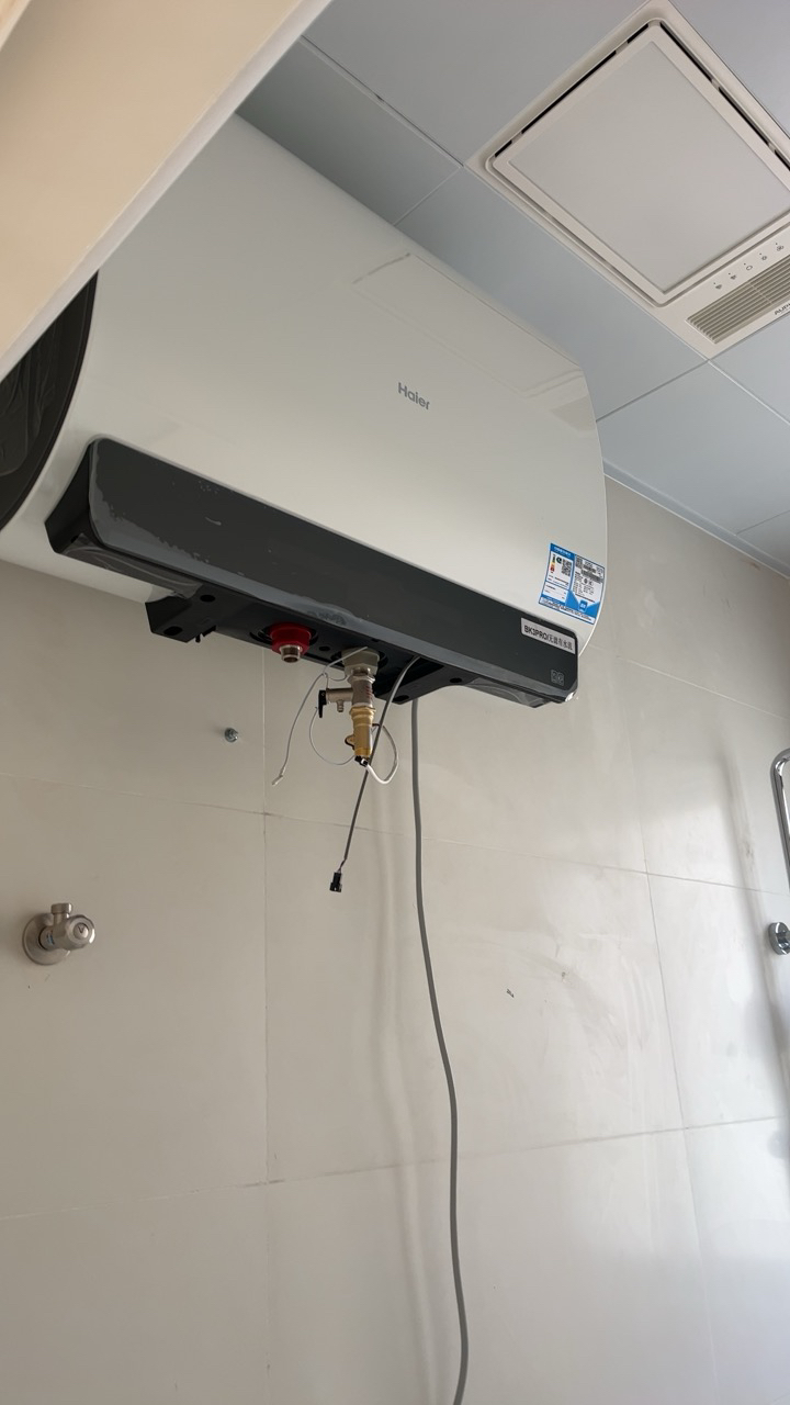 海尔(Haier)60升[小魔盒]瓷净美肤净水洗定制浴超薄扁桶双胆家用电热水器3.3KW变频速热BK3pro 60L晒单图