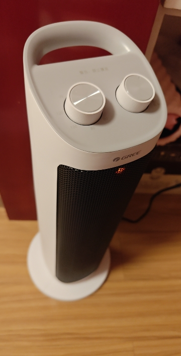 格力(GREE)塔式暖风机 NTFH-X6020 取暖器家用电暖扇 立式迷你电暖气摇头热风扇摇头电暖器 120分钟定时晒单图