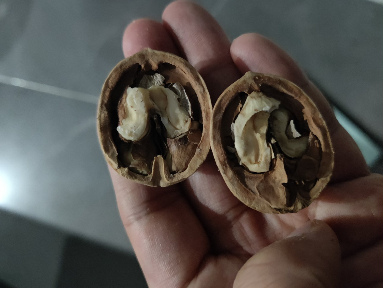 姚生记卤香味新疆薄皮核桃118g 薄壳炒熟纸皮大核桃干果零食 烘干坚果健康孕妇儿童小零食晒单图