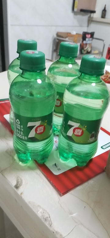 百事可乐 7喜 七喜7up 柠檬味 碳酸饮料 300ml*4瓶 (新老包装随机发货)晒单图