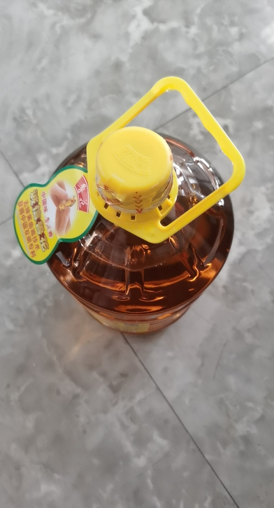 鲁花 5S压榨一级花生油5.43L食用油 粮油 礼品 家用炒菜 植物油 营养健康轻食 送礼佳品 物理压榨 香浓味美 团晒单图