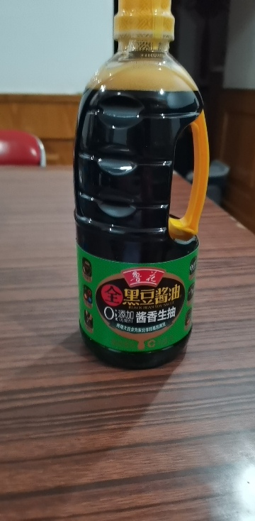 鲁花 全黑豆酱香生抽酱油1L 特级酱油 凉拌炒菜 厨房调味晒单图