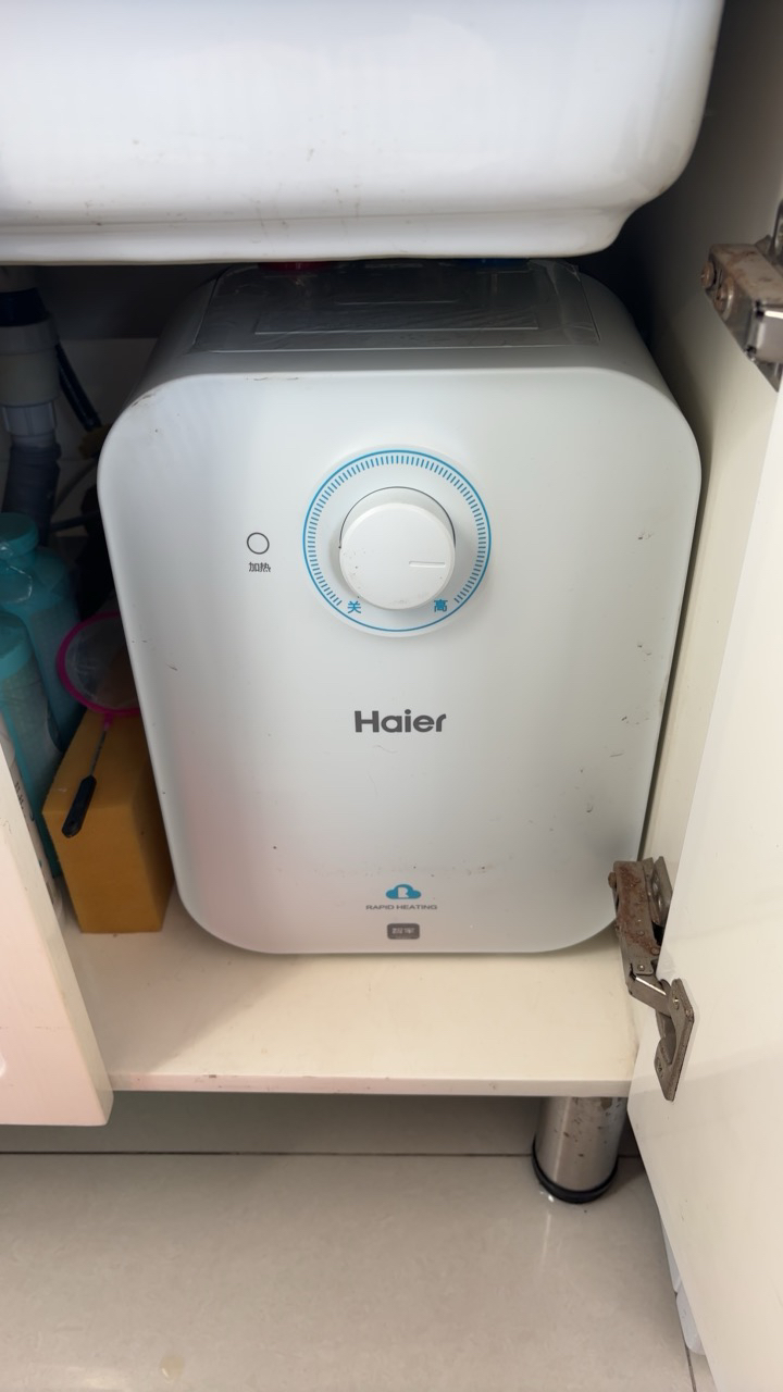 海尔(Haier)6.6升上出水小厨宝 2200W家用厨房速热电热水器 小巧尺寸一级能效节能 EC6.6FA晒单图