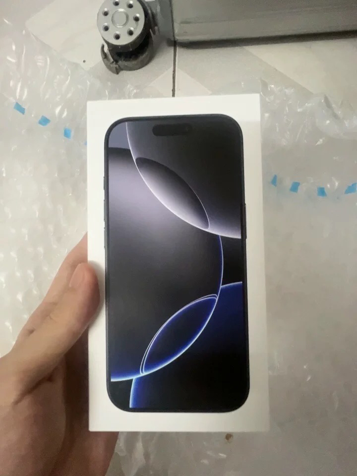 Apple iPhone 16 Pro 128G 黑色移动联通电信5G双卡双待手机晒单图