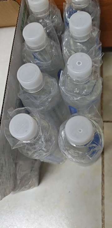 统一 爱夸 天然矿泉水 570ml*4瓶装晒单图