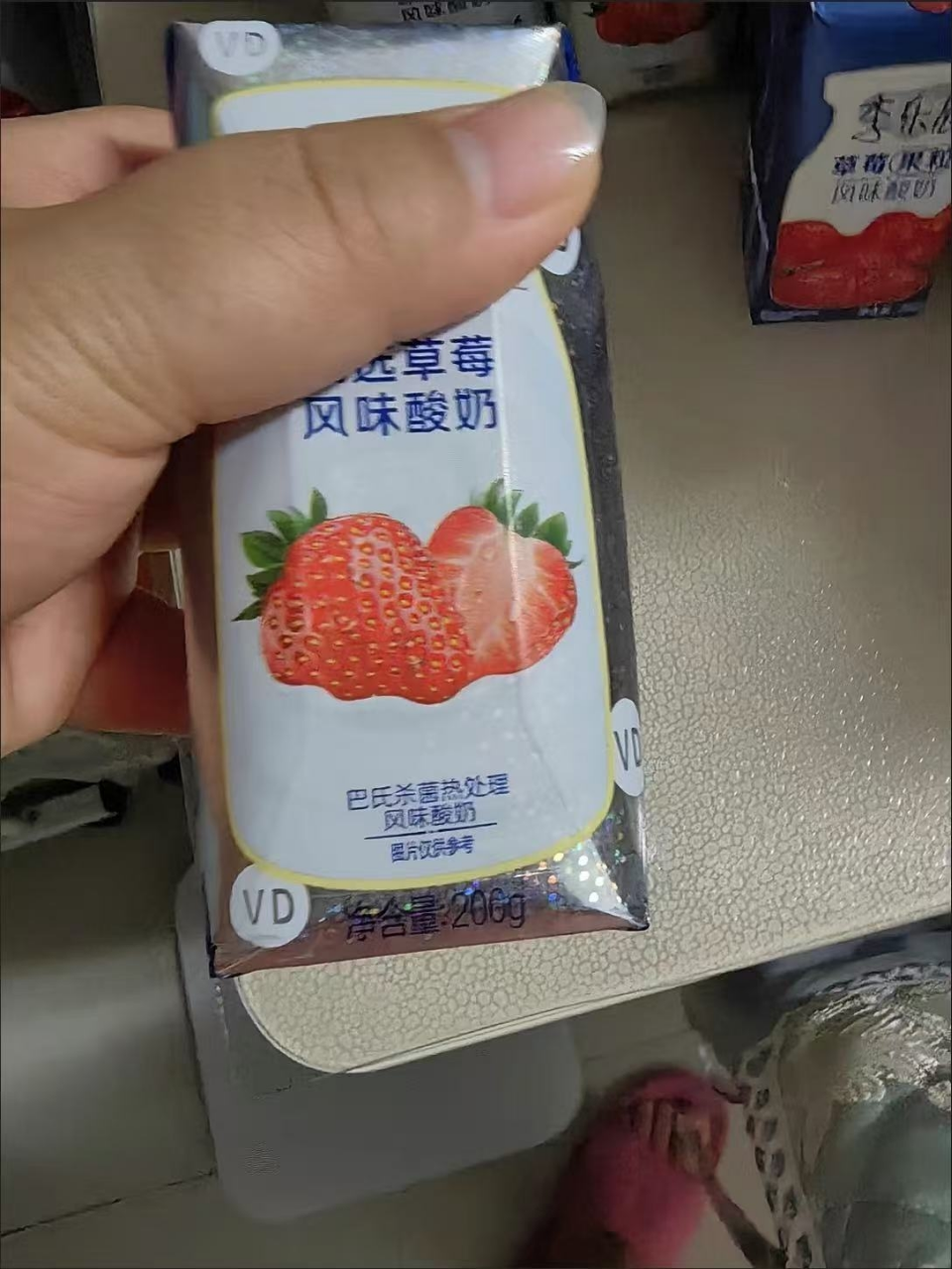 蒙牛 纯甄 常温风味酸牛奶 草莓果粒 200g×10盒晒单图