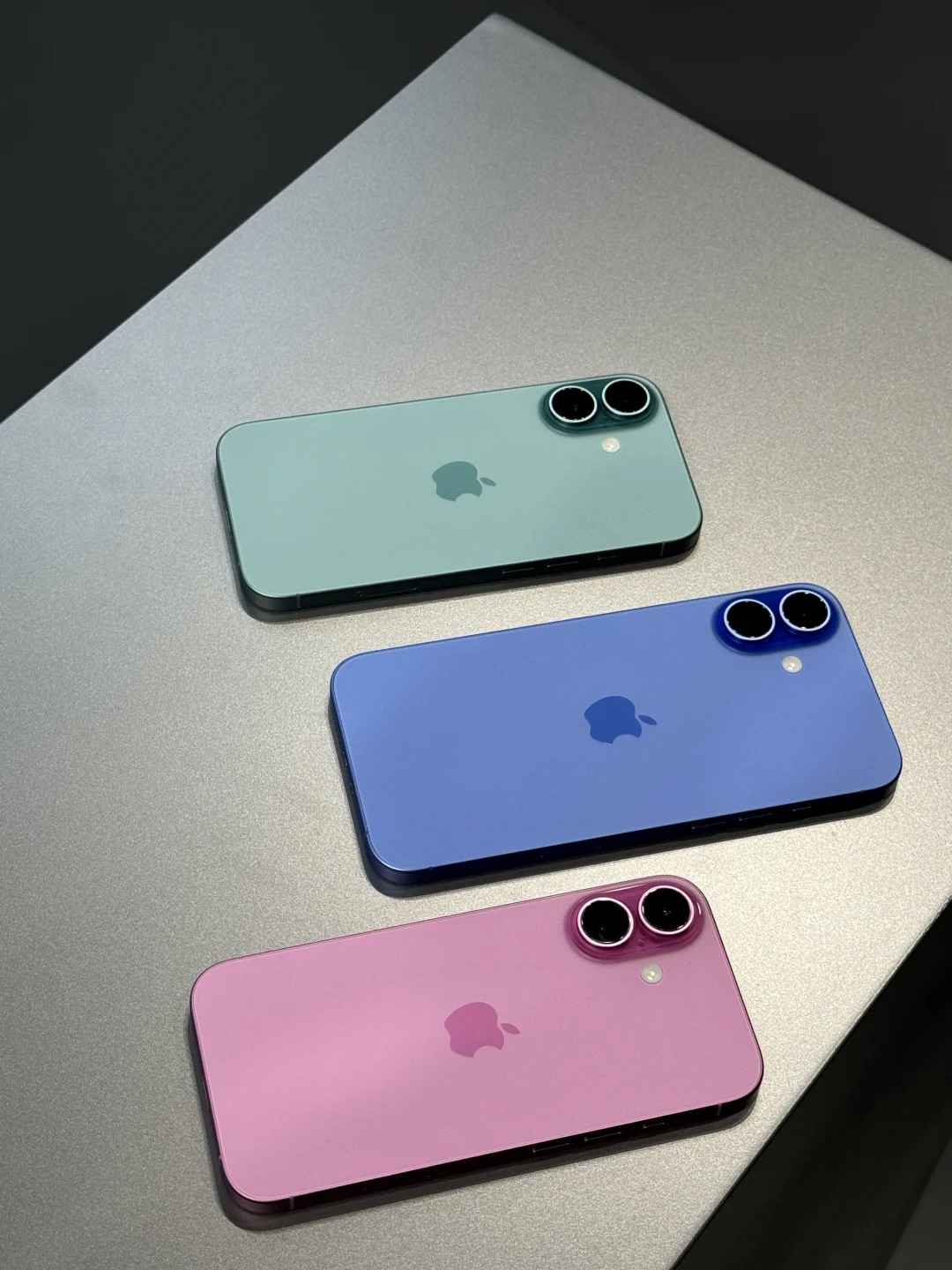 Apple iPhone 16 128G 深青色 移动联通电信5G双卡双待手机晒单图