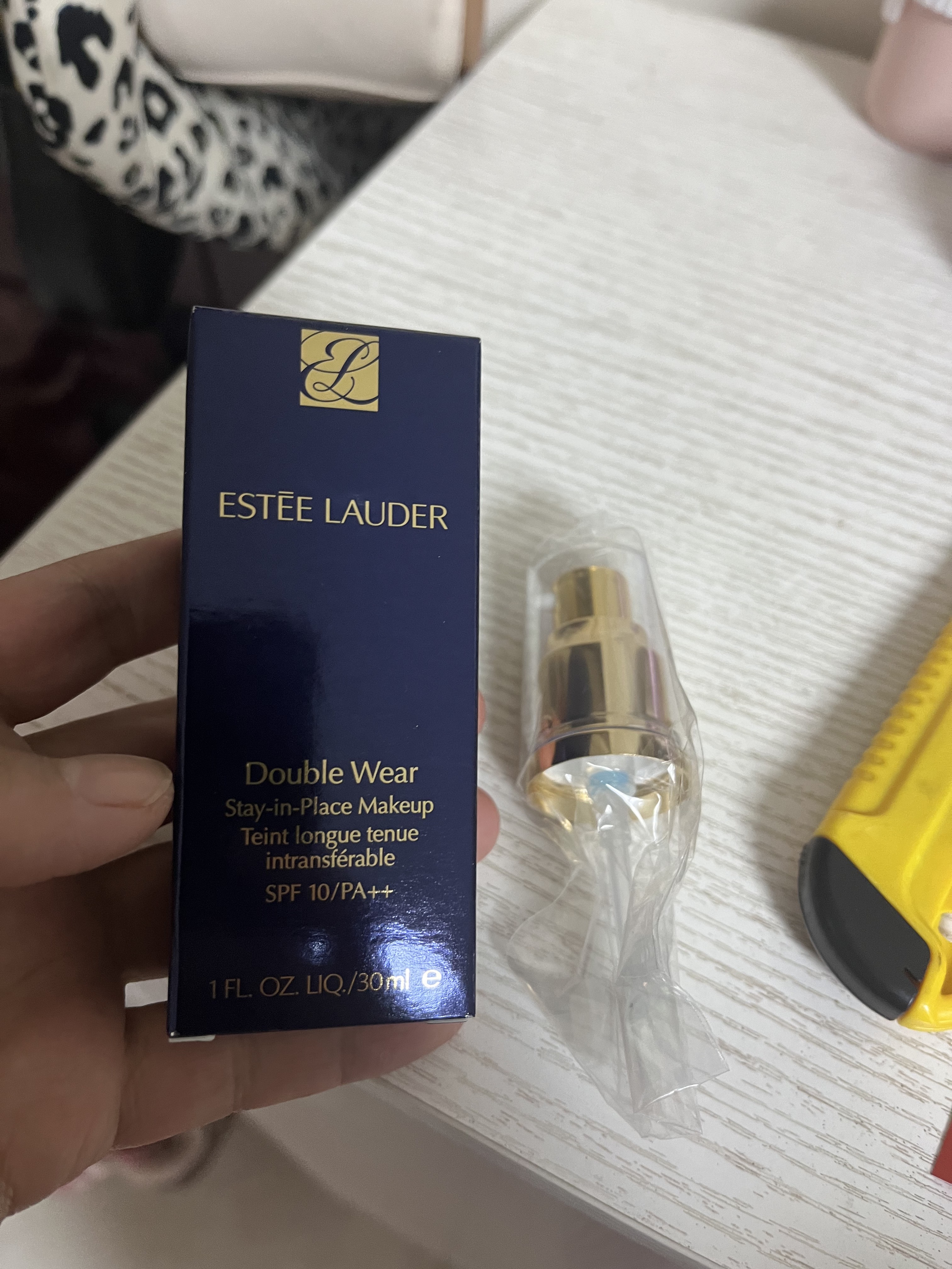 雅诗兰黛Estee Lauder DW粉底液持妆粉底液30ml防晒隔离 DW粉底液17号1W1(象牙白)适合白肌晒单图