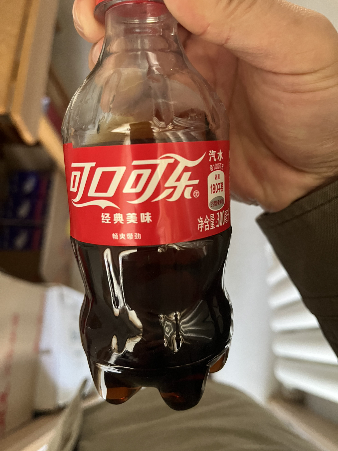 可口可乐300ml*12瓶整箱碳酸饮料夏日清凉快乐水汽水饮料晒单图