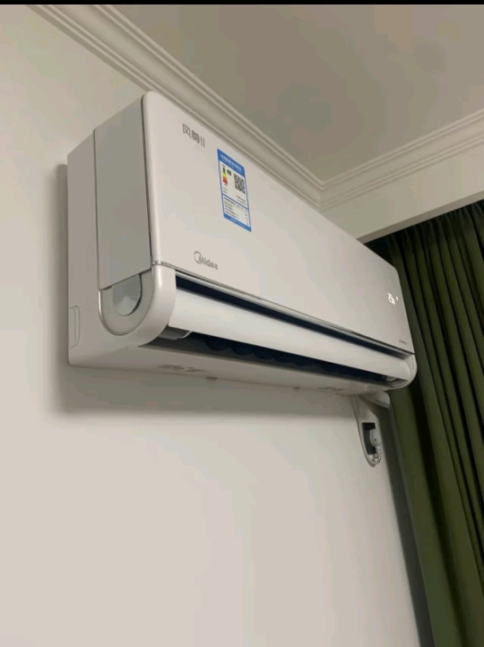 美的(Midea)空调挂机大1.5匹家用风尊二代全面风新一级能效变频冷暖客厅卧室智能挂机KFR-35GW/N8MXC1Ⅱ晒单图