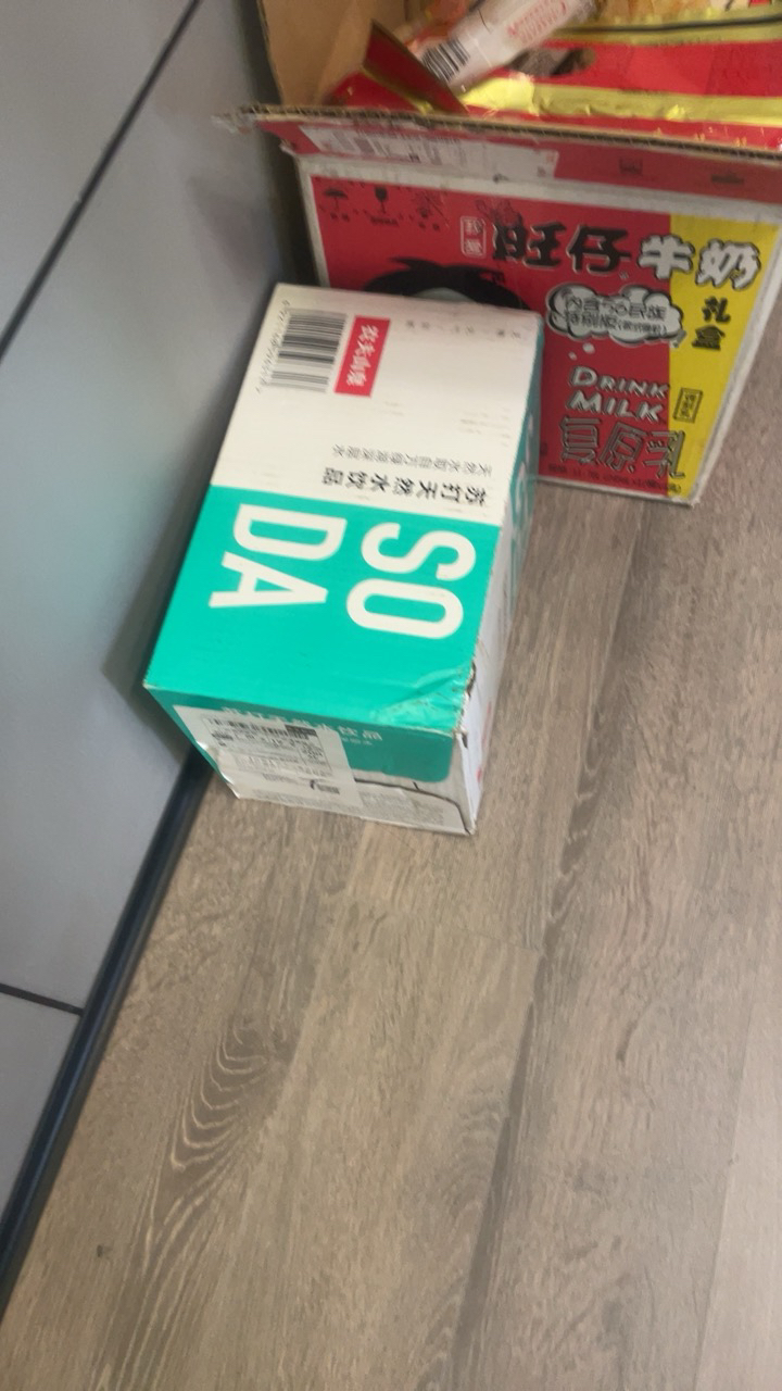 农夫山泉苏打天然水饮品-柠檬味1*15*410ml-纸箱装晒单图