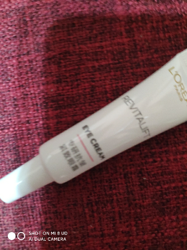 欧莱雅(L'OREAL)复颜专研抗皱紧致眼霜7.5ml 淡化细纹 提拉紧致 滋养修护晒单图