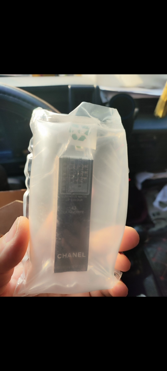 香奈儿(CHANEL)口红/唇膏 炫亮魅力水润系列 哑光丝绒系列唇膏3.5g 炫亮丝绒哑光43#晒单图