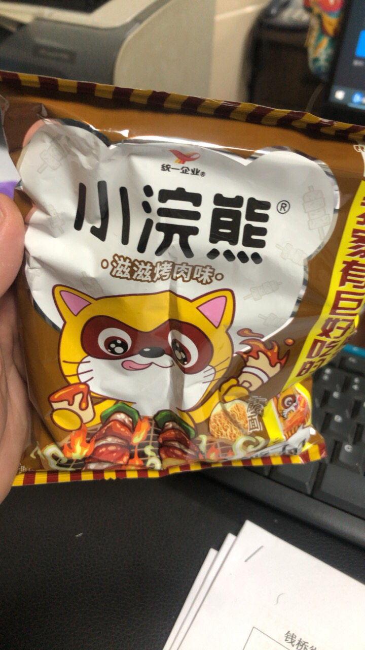 统一 小浣熊 干脆面任性烤肉味 35克*30包 方便面 整箱装(新老包装交替发货)晒单图