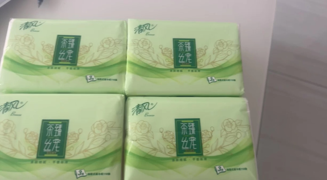 清风抽纸110抽4包家用实惠装餐巾纸面巾纸擦手原木卫生纸巾晒单图