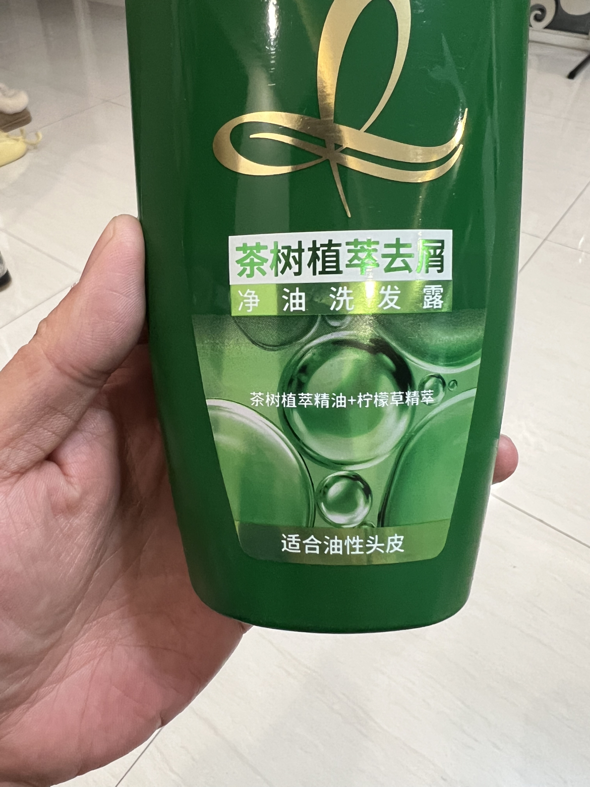 欧莱雅美发绿瓶茶树植萃去头屑控油男女精油洗发水洗发露500ml正品晒单图