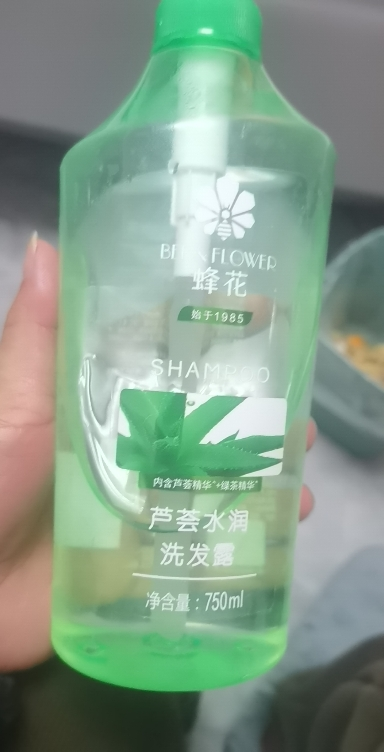 750ml装 蜂花(BEE & FLOWER)芦荟水润洗发露洗发水晒单图