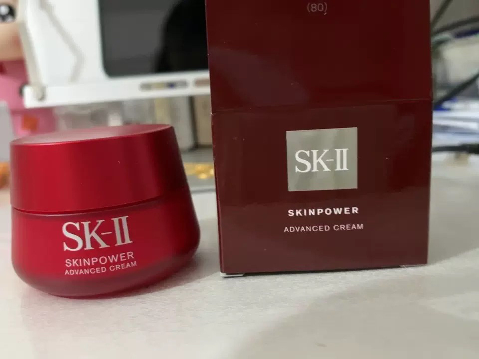 日本SK-II/SK2/SKII多元肌源赋活精华霜 大红瓶面霜 大容量RNA滋润型保湿精华霜 大红瓶面霜80g/滋润版晒单图