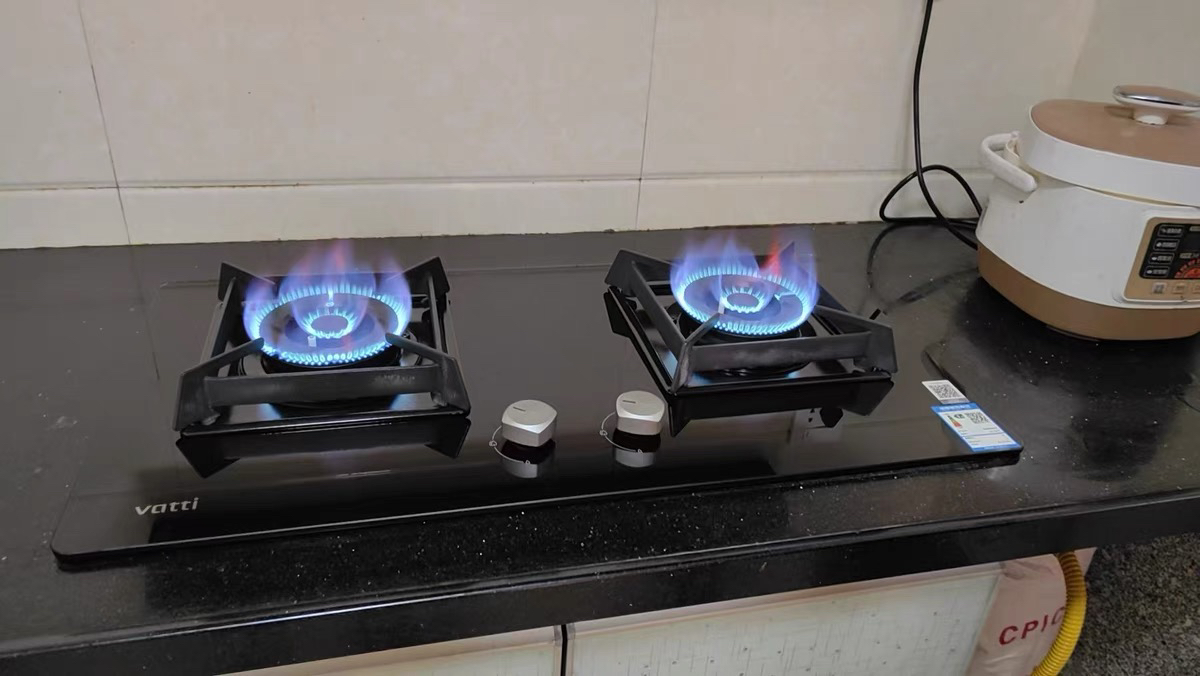 华帝(vatti)4.2KW燃气灶具嵌入式天然气家用灶具双眼灶台嵌两用钢化玻璃一级能效i10039B(液化气咨询客服)晒单图