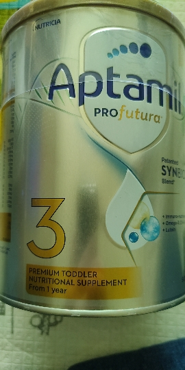 澳洲爱他美(Aptamil)白金澳洲版 幼儿配方奶粉 3段(12-36个月) 900g*3罐晒单图