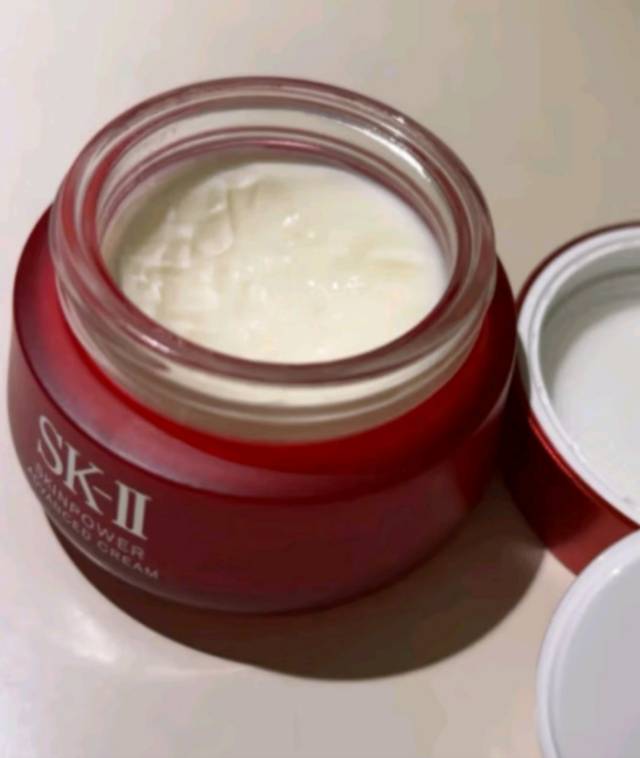 日本SK-II/SK2/SKII多元肌源赋活精华霜 大红瓶面霜 大容量RNA滋润型保湿精华霜 大红瓶面霜80g/滋润版晒单图