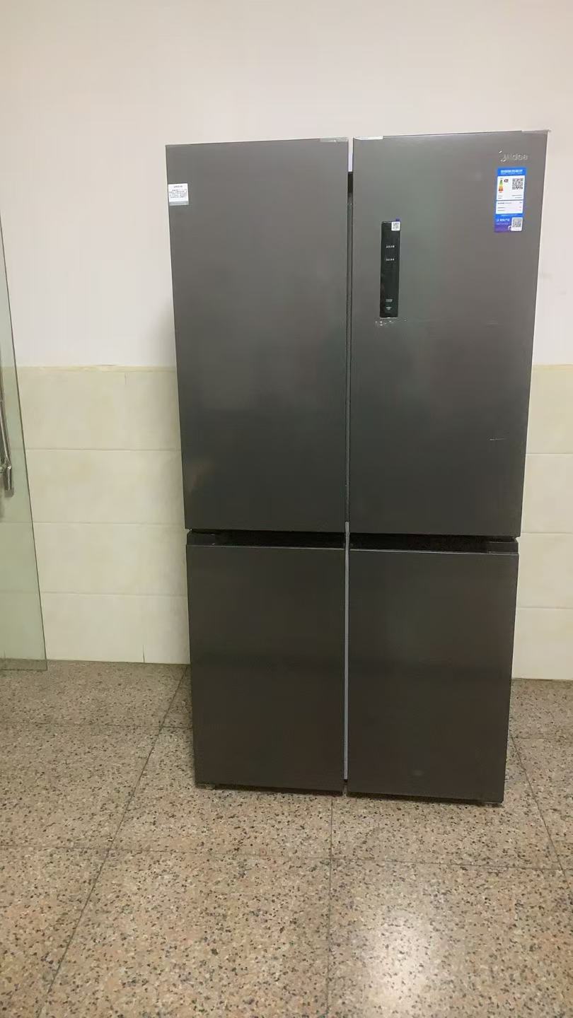 美的(Midea)电冰箱635升一级能效双变频 十字四开门家用智能冷藏冷冻风冷无霜MR-666WSPZE灰色超大容量晒单图