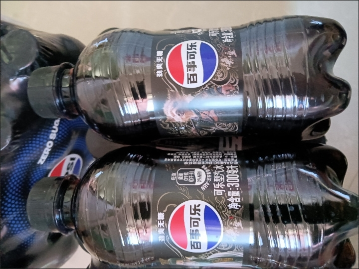 百事可乐 无糖 Pepsi 碳酸饮料 汽水可乐 小胶瓶 300ml*8瓶装晒单图