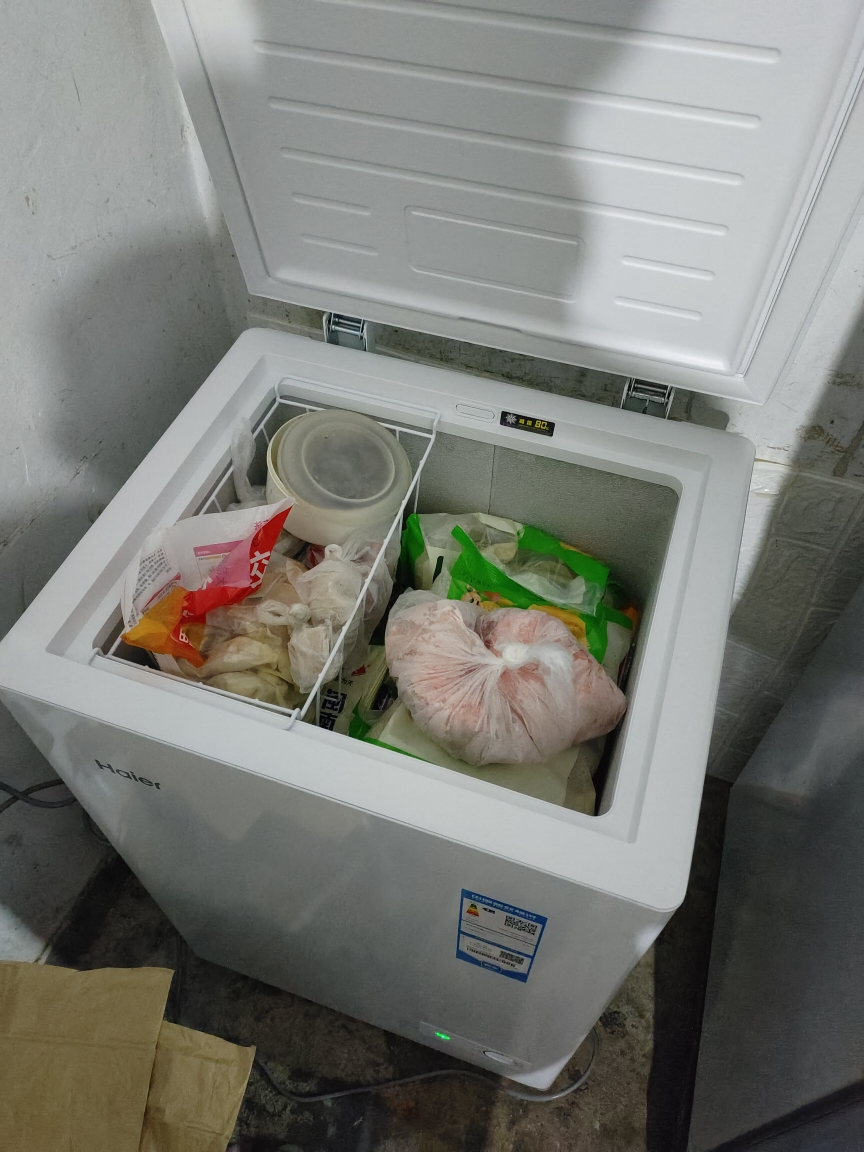 海尔(Haier)100升 家用卧式冰柜 冷柜 小冰箱 减霜80% 一级能效 断电保护 带脚轮BC/BD-100GHDT晒单图