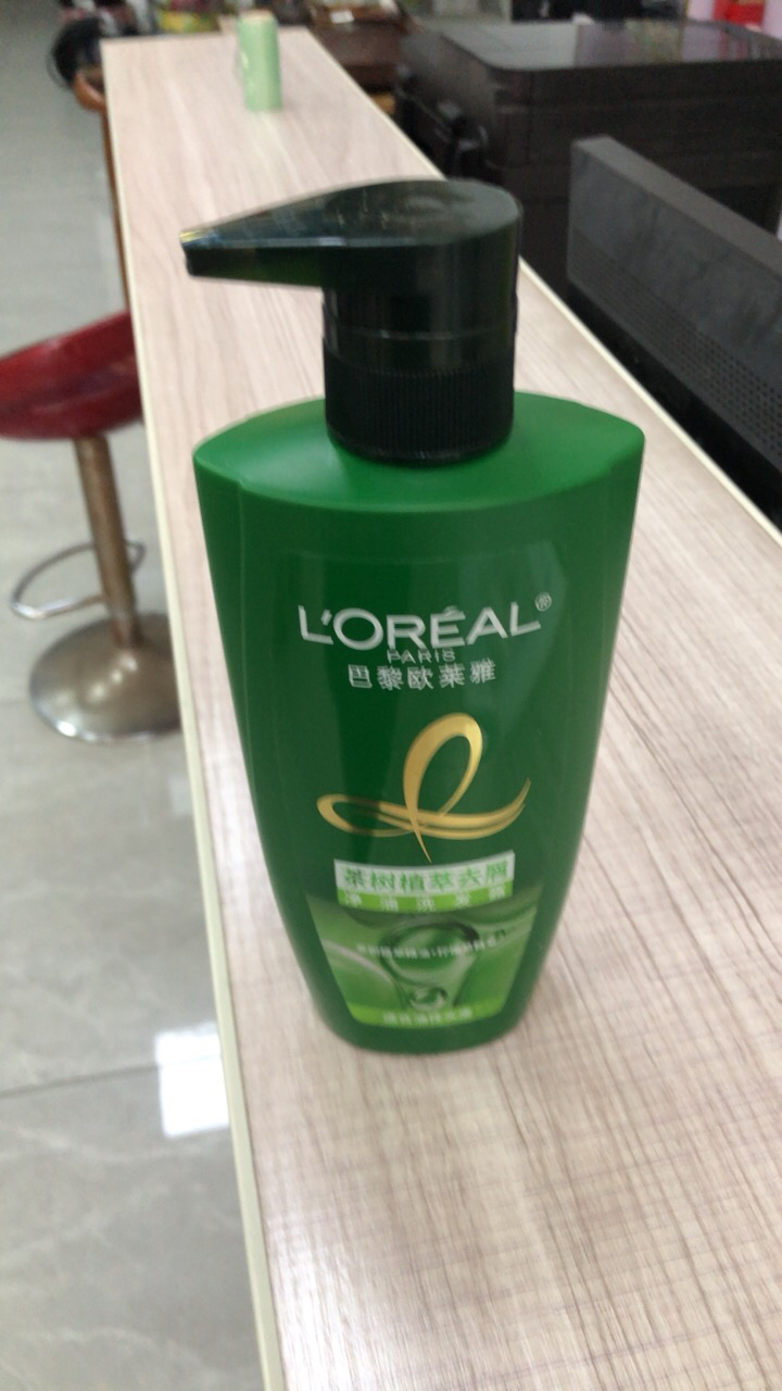 欧莱雅美发绿瓶茶树植萃去头屑控油男女精油洗发水洗发露500ml正品晒单图