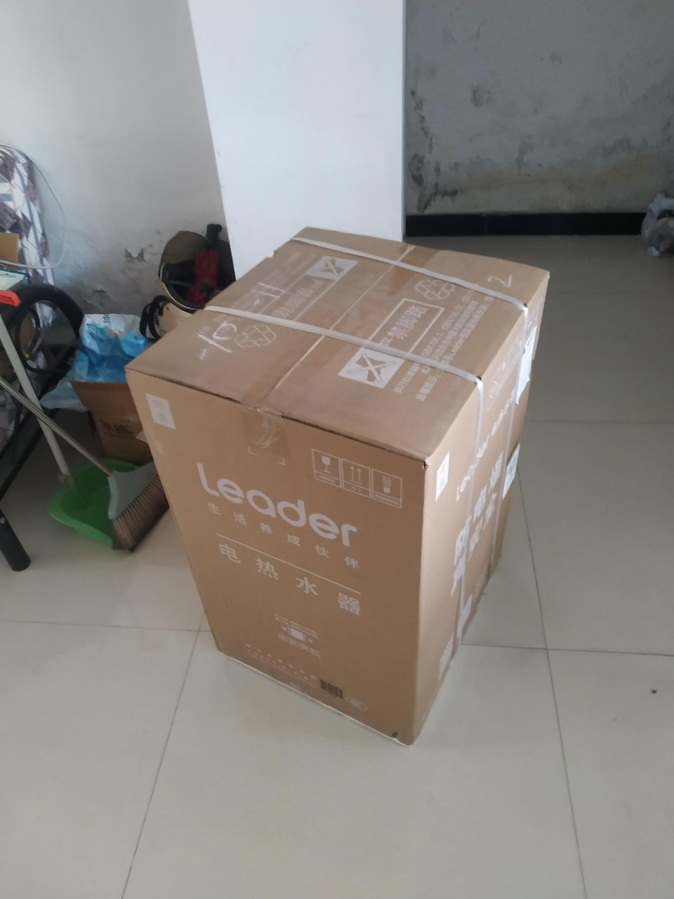 Leader 60升电热水器LEC6001H-NQ5 家用储水式 海尔智家 3300W速热 一级能效 健康抑菌 安全节能晒单图