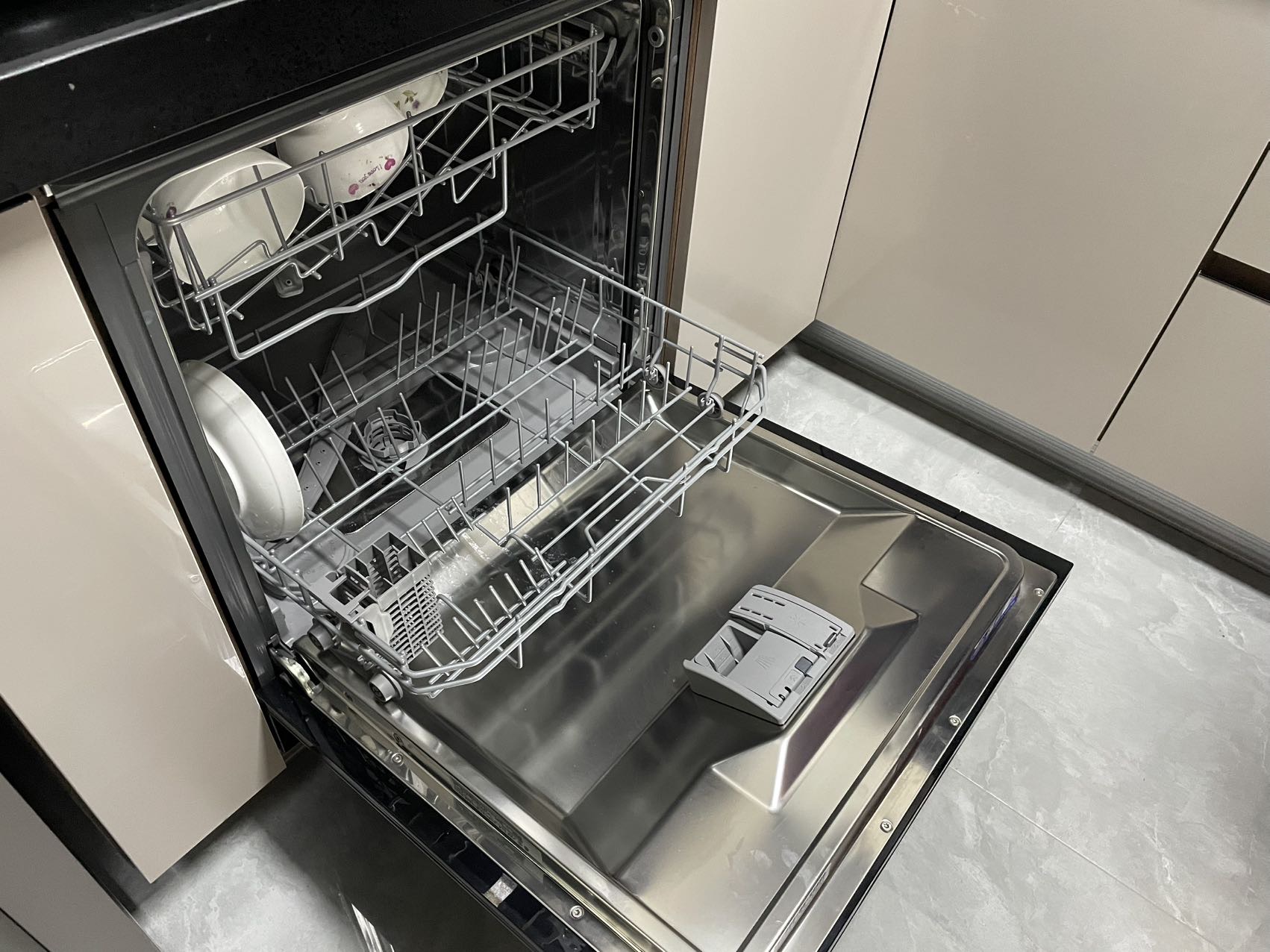 西门子(SIEMENS) 洗碗机嵌入式原装进口家用全自动洗碗机高温除菌烘干11套 SC454B01BC晒单图