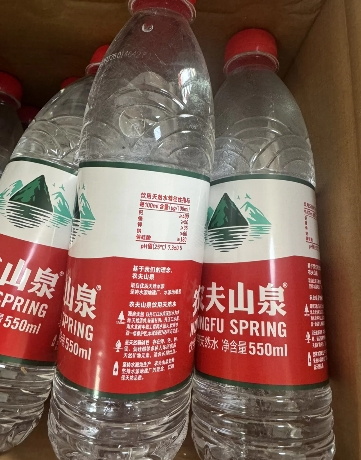 农夫山泉 饮用天然水550ml*24瓶整箱晒单图