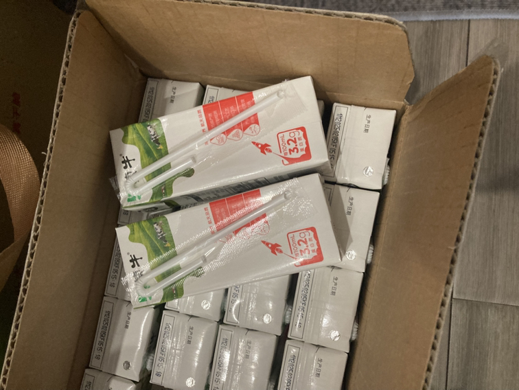 蒙牛 纯牛奶尊享装 200ml*24包晒单图