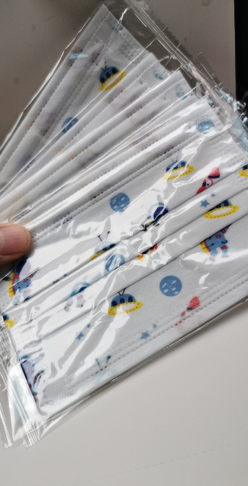 蓝湾贝舒儿童宇航员款医用外科口罩一次性医疗三层过滤50片晒单图