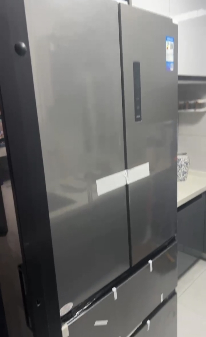 [自营]美的冰箱(Midea) 532法式多门四开门冰箱变频一级能效家用无霜双系统双循环大容量智能MR-532WFPZE晒单图