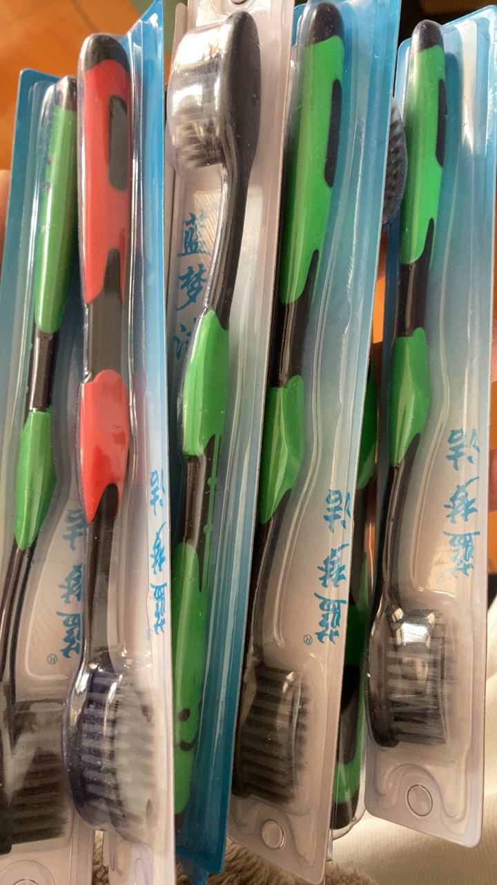 [20只装]新品成人软毛竹炭牙刷家用手动软毛超细软毛牙刷902款 口腔清洁晒单图