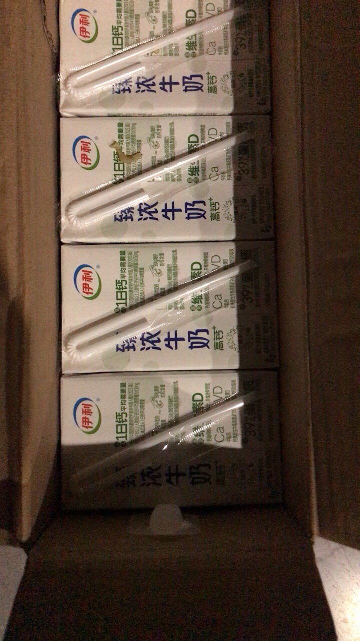 [11月生产][推荐]伊利臻浓牛奶高钙 250mL*16盒/箱 +50%钙 咖啡伴侣 礼盒装晒单图