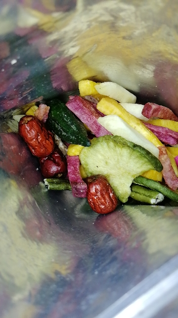 有缘有味缤纷果蔬脆250g休闲零食蔬菜干果蔬混合装儿童休闲香菇脆秋葵脆什锦水果干脆片晒单图