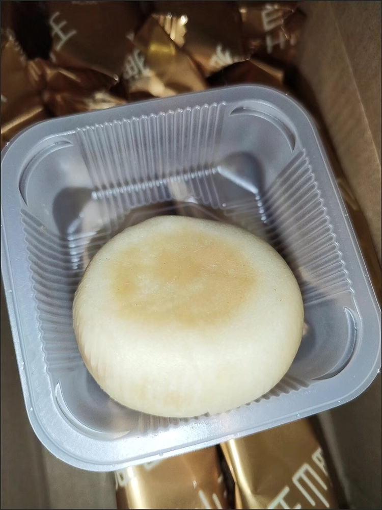 ABD心动榴莲饼409克/箱(约12枚) 皮薄馅厚 香糯软绵 办公室零食下午茶夜夜宵饱腹解馋晒单图