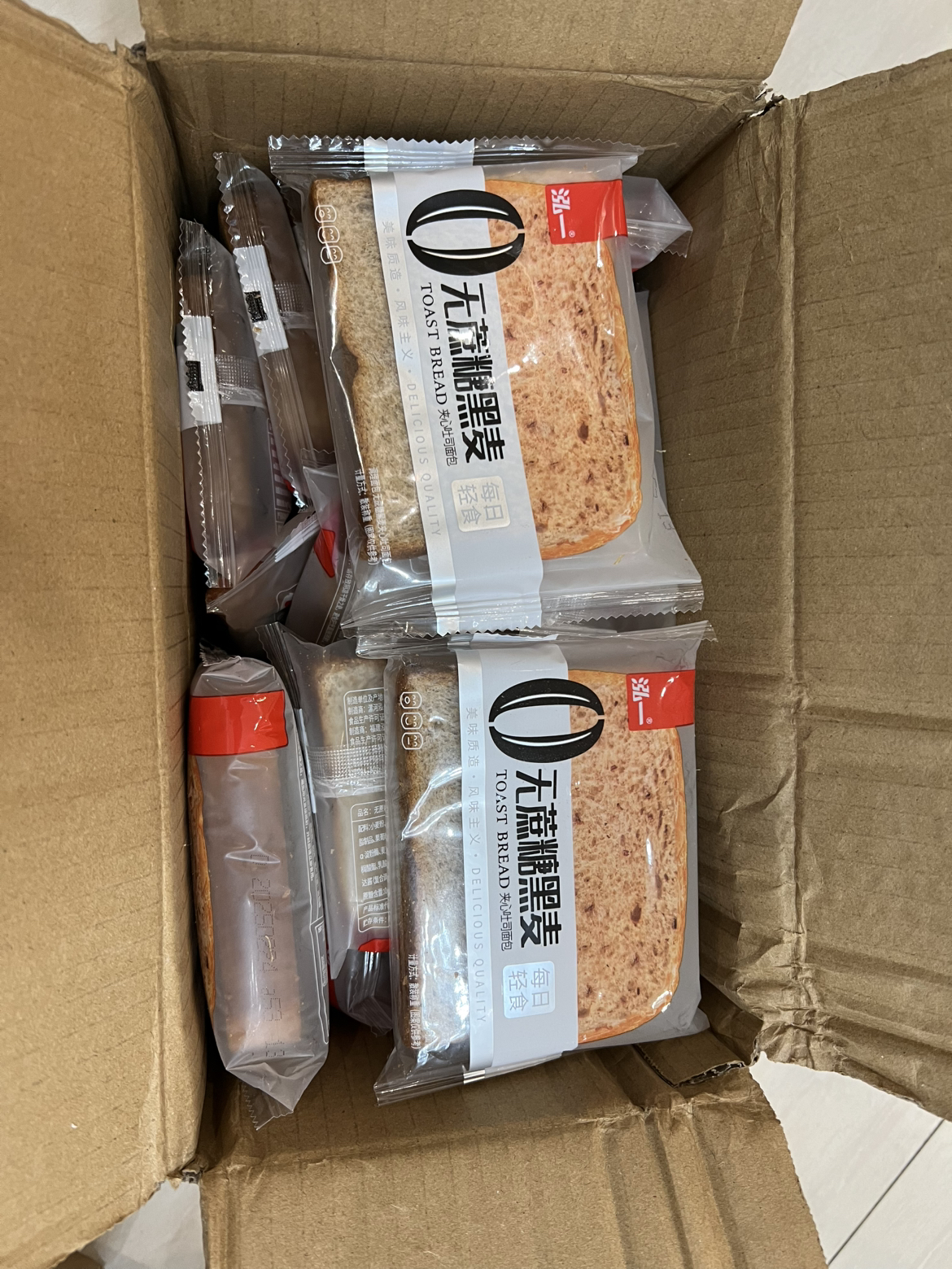 泓一黑麦夹心吐司面包1000g/箱无蔗糖零食代餐粗粮饱腹健身食品早餐吐司晒单图