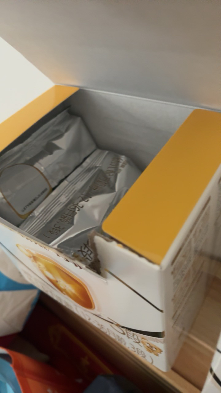 伊利(YILI)金领冠育护幼儿方奶粉 3段(12-36个月适用) 1200g盒装(新旧包装随机发货)晒单图