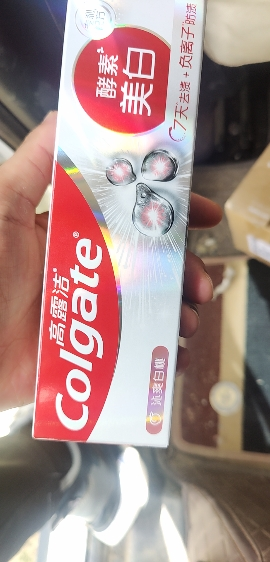 高露洁天然酵素美白牙膏清除牙垢水果味护龈清新口气亮白牙齿-沁爽白桃120g晒单图