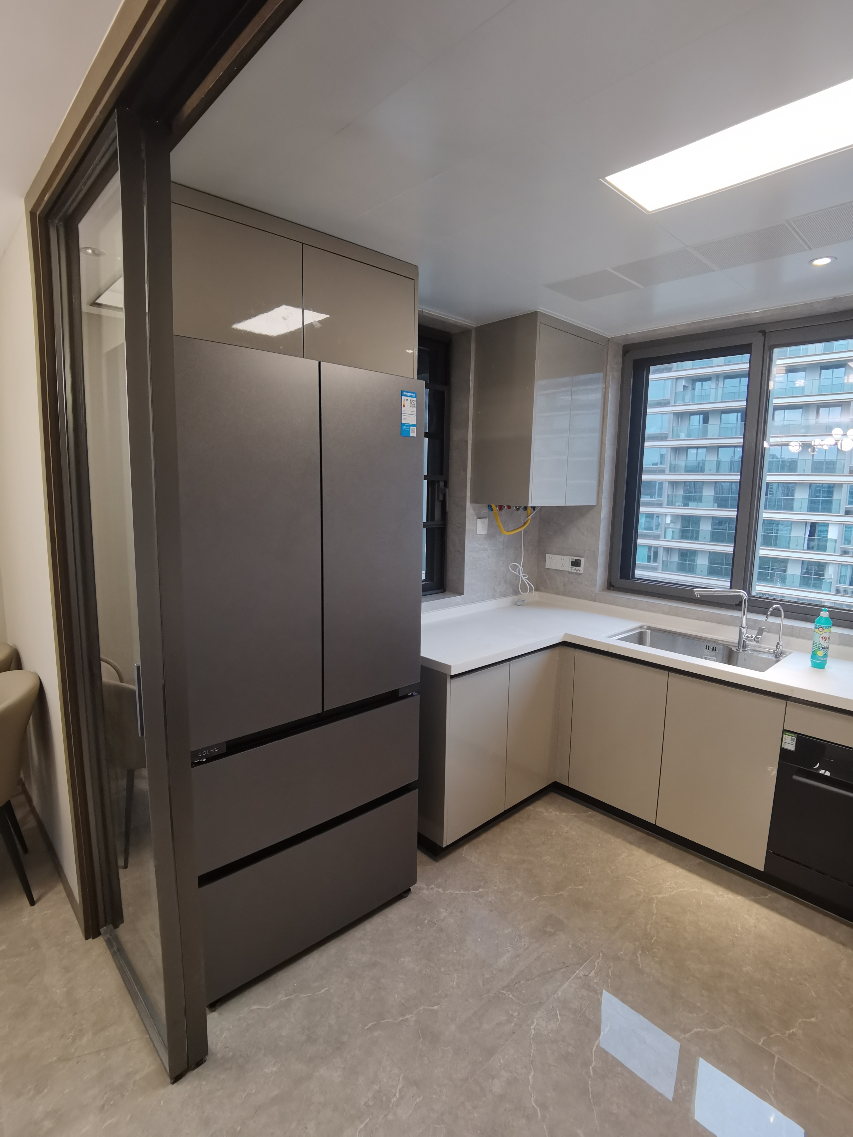 COLMO冰箱CRBUF518W-HJ1雪域岩晒单图