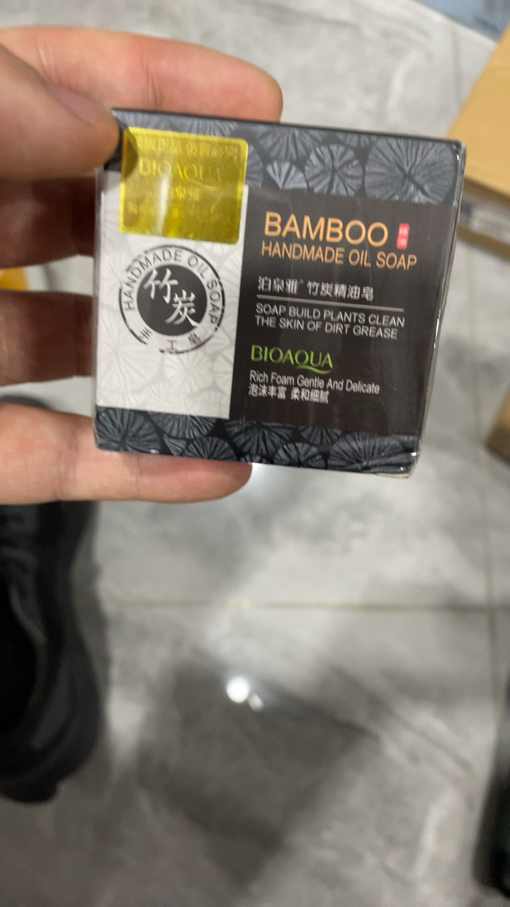 泊泉雅竹炭洁面精油皂100g 洁面皂泡沫细腻绵密香皂手工皂晒单图
