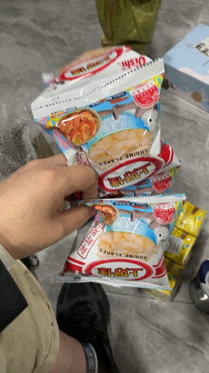 上好佳鲜虾片虾条薯片5g*5包解馋怀旧膨化小零食休闲食品小吃大礼包批发晒单图