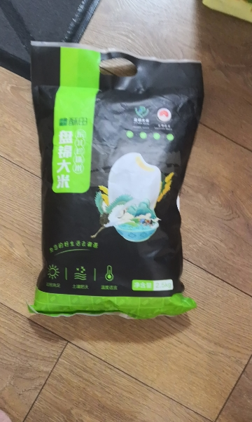 自营酥田盘锦东北蟹稻共生大米5斤装晒单图