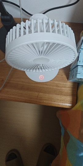 苏宁宜品 台扇 小鸡4低噪音直流电机5叶4档大风力4000毫安香薰桌面电风扇SN-F05(SNYP-TBS-04M)晒单图