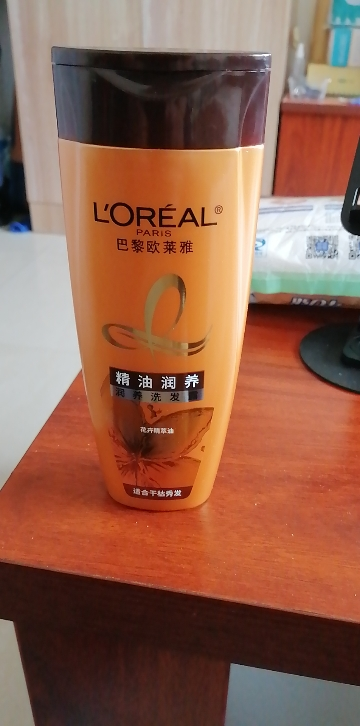 欧莱雅(LOREAL)精油润养洗发水 200ml 滋润营养干枯补水洗发露晒单图