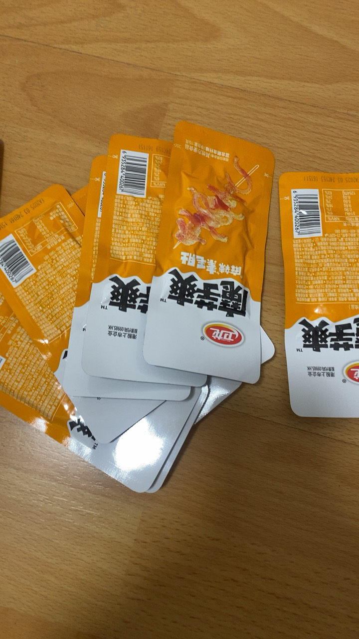 卫龙魔芋爽15g*10包素毛肚辣条素肉魔芋[麻辣味]小包装吃货零食解馋小零食儿时休闲零食休闲食品小吃晒单图