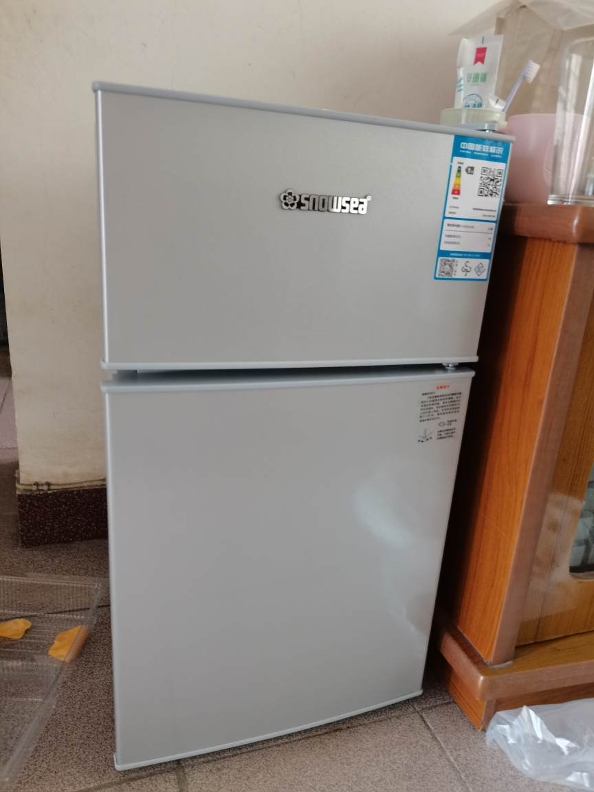 香雪海 小冰箱 家用小型双门冰箱 一级能效电冰箱 迷你小型节能冷藏冷冻 租房 宿舍冰箱 42S118E 银拉丝晒单图